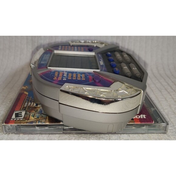 Vintage Lot of 3 items-One Electronic Handheld Game and Two PC Games-Pre Owned - Picture 12 of 16